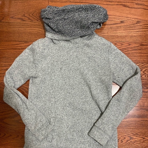 Abercrombie & Fitch Knit Turtle Neck - Picture 1 of 5